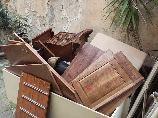 Best Garage Cleanout  in Lakeview, MI